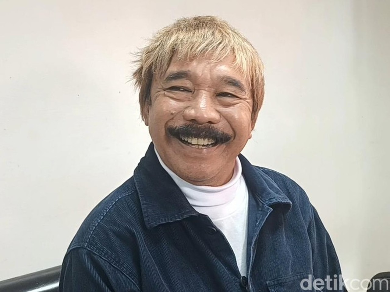 Opie Kumis Ungkap Kunci Harmonis Rumah Tangga Meski Jalani Poligami Opie Kumis Ungkap Kunci Harmonis Rumah Tangga Meski Jalani Poligami