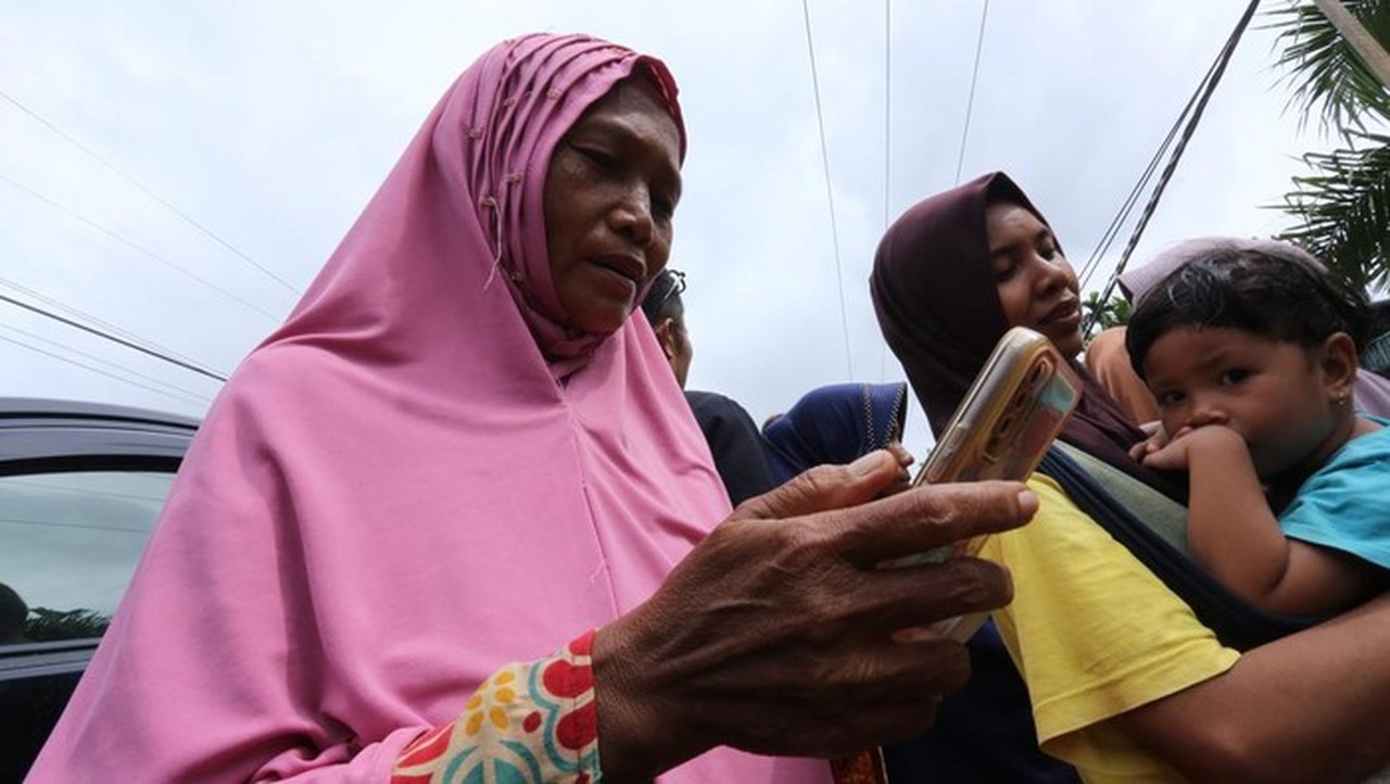 Sinyal Kembali Pulih di Aceh Tamiang, Warga Senang Bisa Berkomunikasi Lagi Pasca Bencana