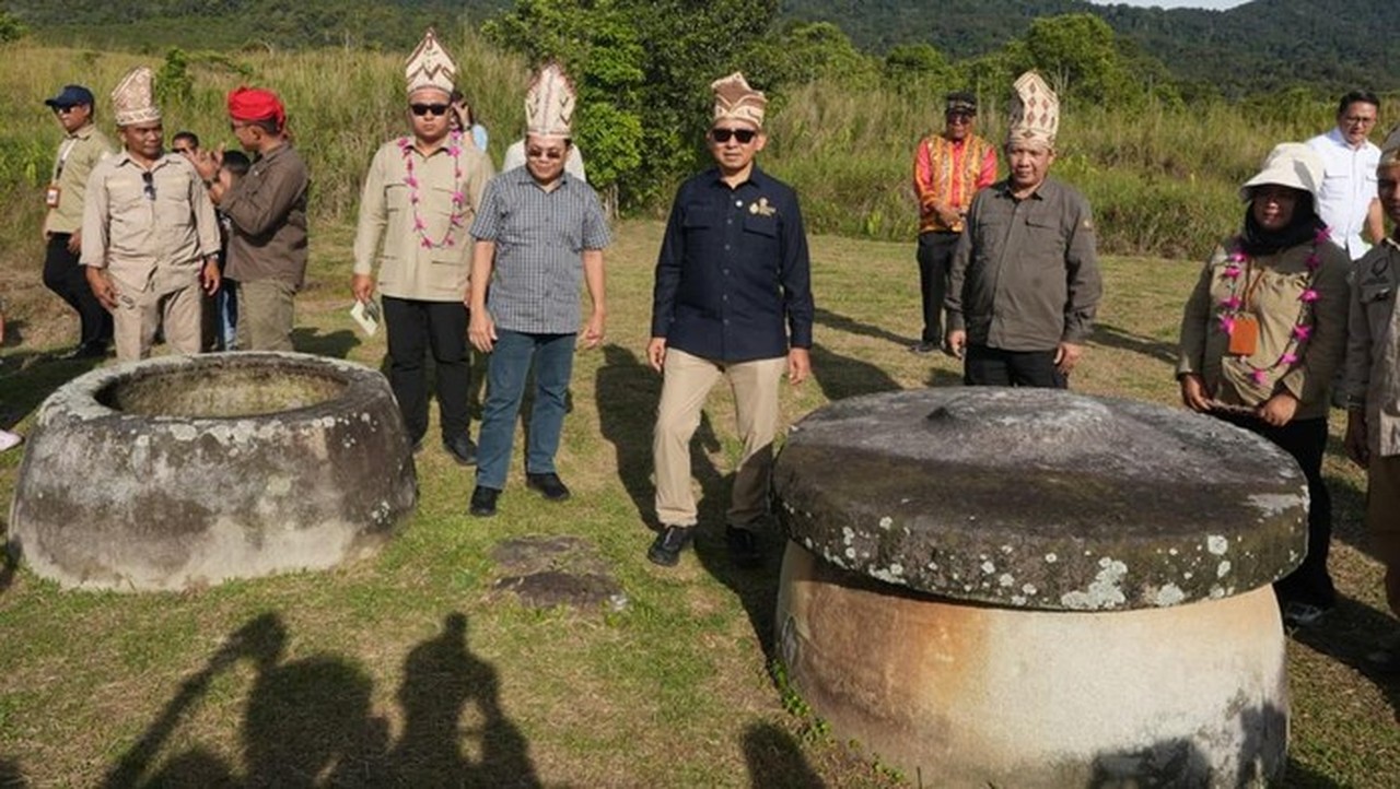 Menbud Fadli Zon Tekankan Pelestarian Warisan Prasejarah 8.000 Tahun di Situs Lore Lindu