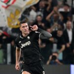 Barcelona Bidik Dusan Vlahovic sebagai Suksesor Robert Lewandowski di Musim Panas 2026