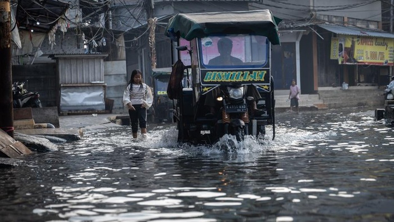 BMKG Peringatkan Potensi Banjir Pesisir di 22 Wilayah Indonesia Akhir Desember 2025-Awal Januari 2026