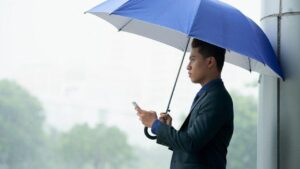 BMKG Rilis Prakiraan Cuaca Malam Tahun Baru 2025 di Seluruh Indonesia, Waspada Hujan Ringan