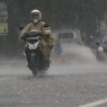 BMKG Ingatkan Cuaca Ekstrem di NTB Sepekan Akibat Bibit Siklon 96S