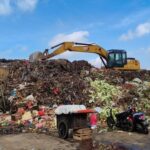 Pramono Anung Mendesak Pasar Jaya Segera Atasi Tumpukan Sampah di Pasar Kramat Jati