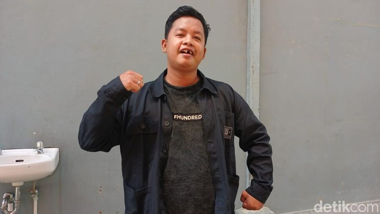 Dustin Tiffani Ditipu Rp 200 Juta, Mobil Dibeli Lunas Ditarik Debt Collector