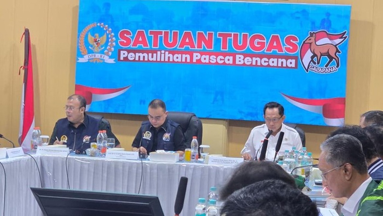 Tito Karnavian Paparkan Tiga Skema Kompensasi Rumah Rusak Akibat Bencana Sumatera Tito Karnavian Paparkan Tiga Skema Kompensasi Rumah Rusak Akibat Bencana Sumatera