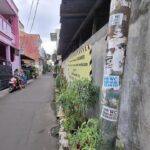 Tradisi Unik: Pukulan Tiang Listrik Tengah Malam Jadi Penanda Keamanan Lingkungan di Cengkareng