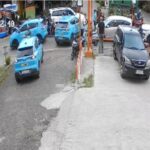 Taksi Listrik Tanpa Sopir Tabrak Restoran di Tangerang Setelah Dihantam Mobil Lain