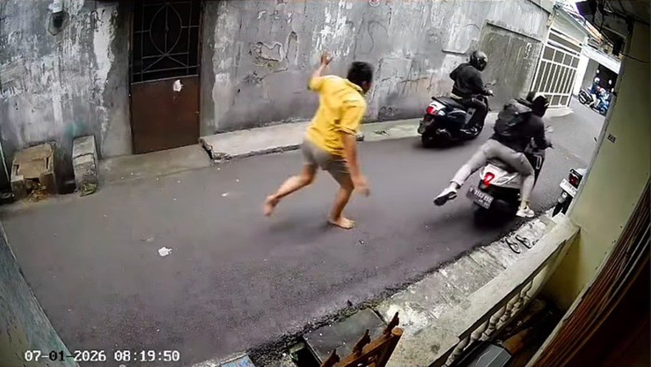 Duo Maling Motor Spesialis Tembak Warga di Jakbar Dibekuk Usai Beraksi di 4 TKP