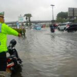 Banjir 20-30 Cm di Tol Sedyatmo, Akses Bandara Soekarno-Hatta Lumpuh Siang Ini