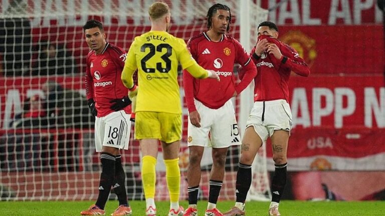 Manchester United Hadapi Musim Terpendek dalam Seabad Usai Tersingkir dari Piala FA