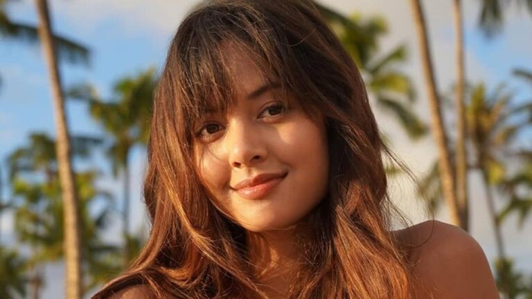 Aurelie Moeremans Ungkap Kisah Kelam Grooming dalam Memoar ‘Broken Strings’