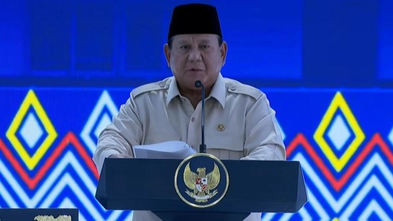 Prabowo Lupa Sapa Menteri Bappenas Rachmat Pambudy Saat Peresmian Sekolah Rakyat