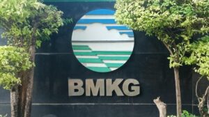 BMKG Ungkap Kombinasi Faktor Pemicu Hujan Lebat Jabodetabek dan Sekitarnya