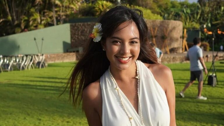 Aurelie Moeremans Tak Menyesal Bersuara soal Grooming Lewat Buku ‘Broken Strings’ Aurelie Moeremans Tak Menyesal Bersuara soal Grooming Lewat Buku ‘Broken Strings’