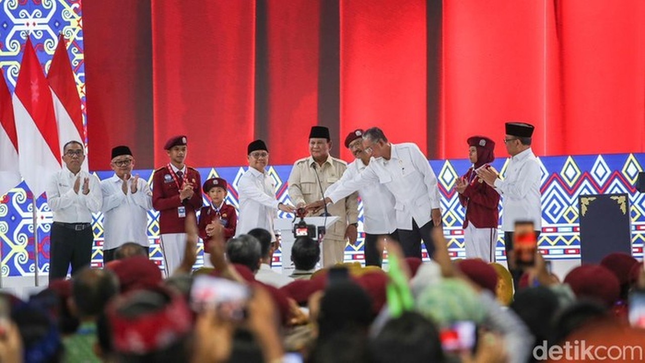 Momen Haru Peresmian 166 Sekolah Rakyat: Tangis Gus Ipul, Bahagia Prabowo