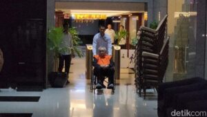 Mantan Dirut Pertamina Ditahan KPK Terkait Suap Pengadaan Katalis Senilai Rp 1,7 Miliar