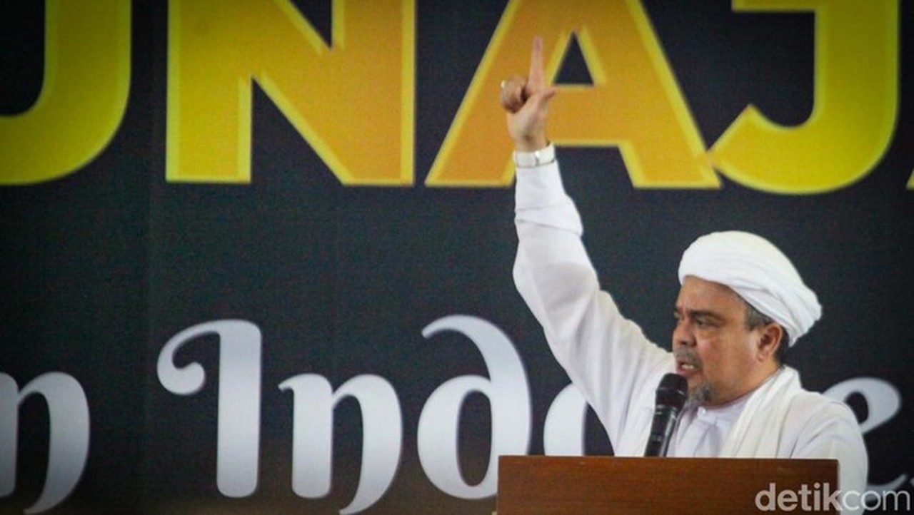 Habib Rizieq: Materi ‘Mens Rea’ Pandji Pragiwaksono Menistakan Agama Soal Salat Habib Rizieq: Materi ‘Mens Rea’ Pandji Pragiwaksono Menistakan Agama Soal Salat