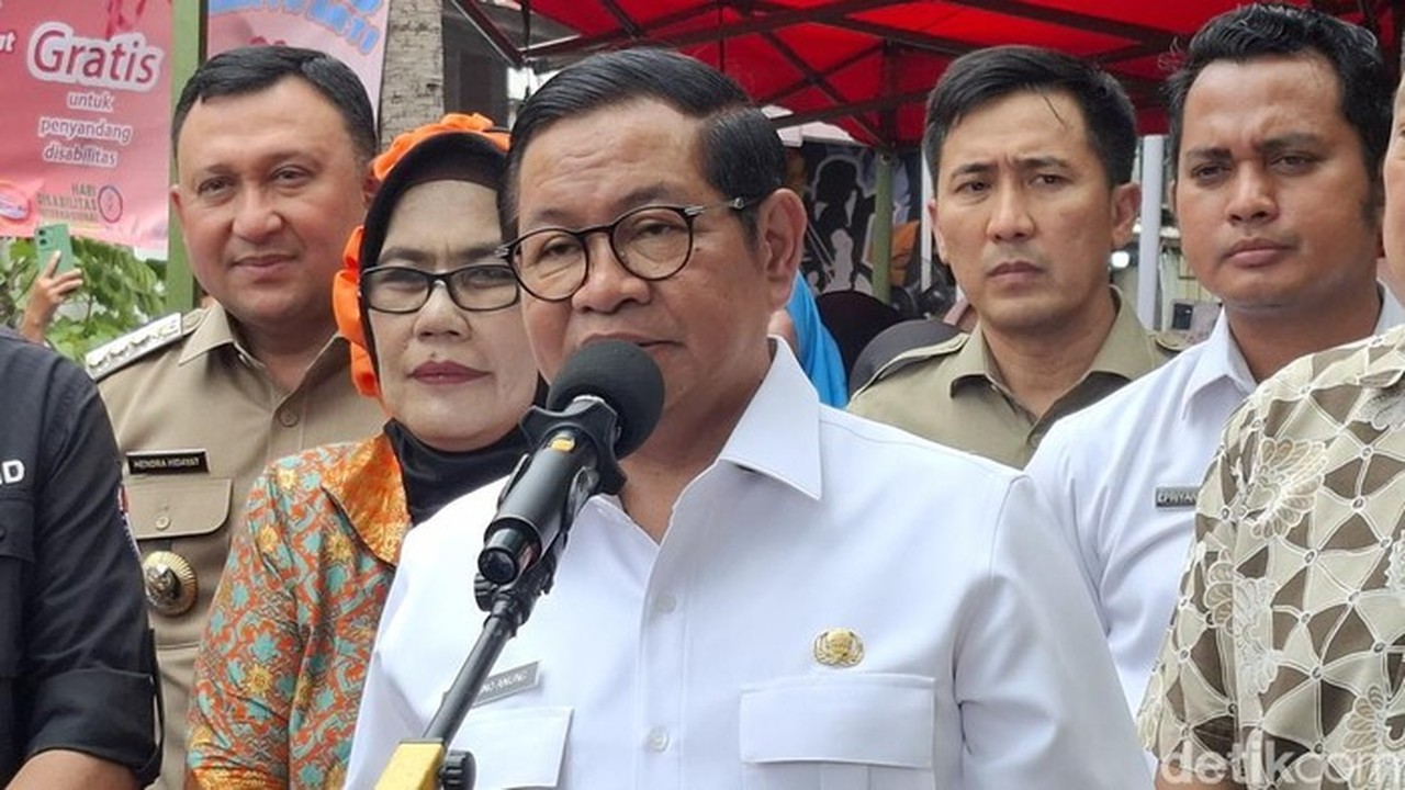 Pramono Anung: Modifikasi Cuaca Berhasil Redam Hujan Jakarta Hari Ini