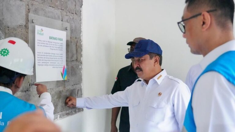 Menteri Agus: Bengkel FABA di Lapas Tingkatkan Keterampilan Napi dan Olah Limbah Jadi Produk Bernilai Menteri Agus: Bengkel FABA di Lapas Tingkatkan Keterampilan Napi dan Olah Limbah Jadi Produk Bernilai