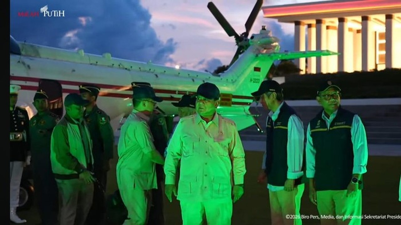 Presiden Prabowo Kunjungi IKN, Beri Sejumlah Catatan Perbaikan untuk Percepatan Pembangunan Presiden Prabowo Kunjungi IKN, Beri Sejumlah Catatan Perbaikan untuk Percepatan Pembangunan