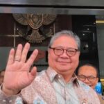 Airlangga Hartarto ke KPK Bahas Negosiasi Tarif AS, Wamen Lain Ikut Hadir