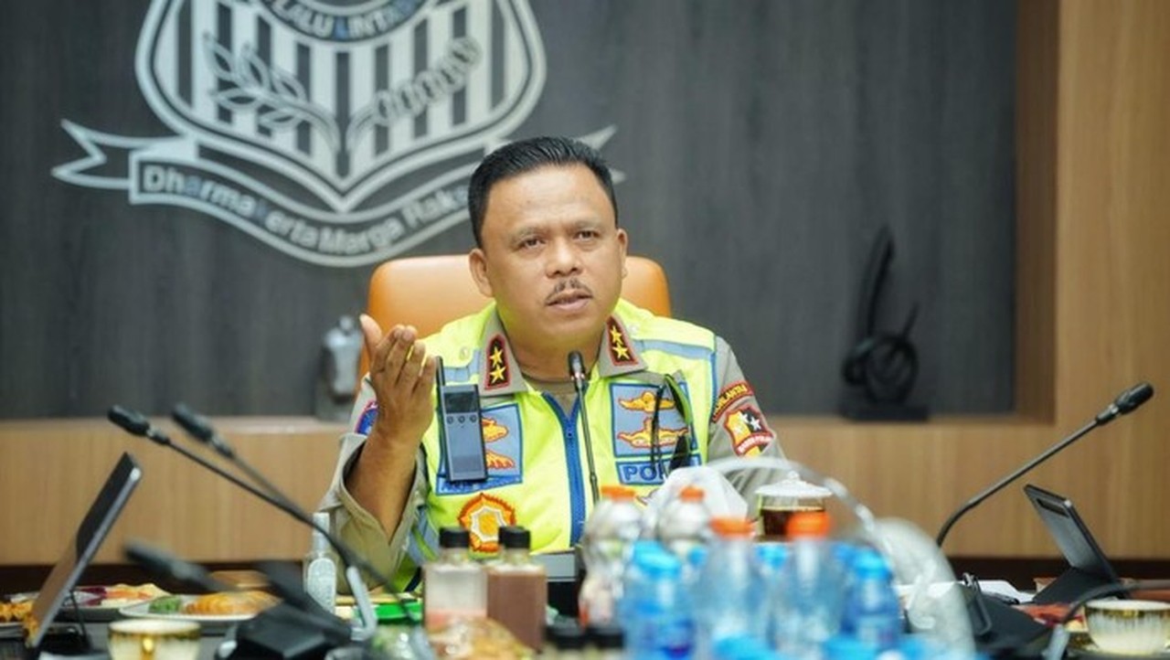 Kakorlantas Andalkan Teknologi dan Pendekatan Humanis di Operasi Ketupat 2026 Kakorlantas Andalkan Teknologi dan Pendekatan Humanis di Operasi Ketupat 2026