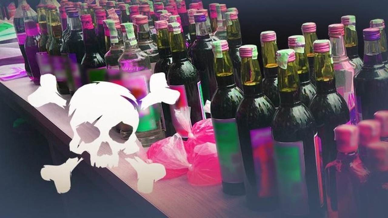 Rumah Penjual Miras di Depok Digerebek, 83 Botol Diamankan Polisi