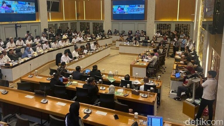 Anggota DPR Gerindra Tegur Keras Menteri KKP Tak Beri Kabar Saat Kunjungan ke Aceh