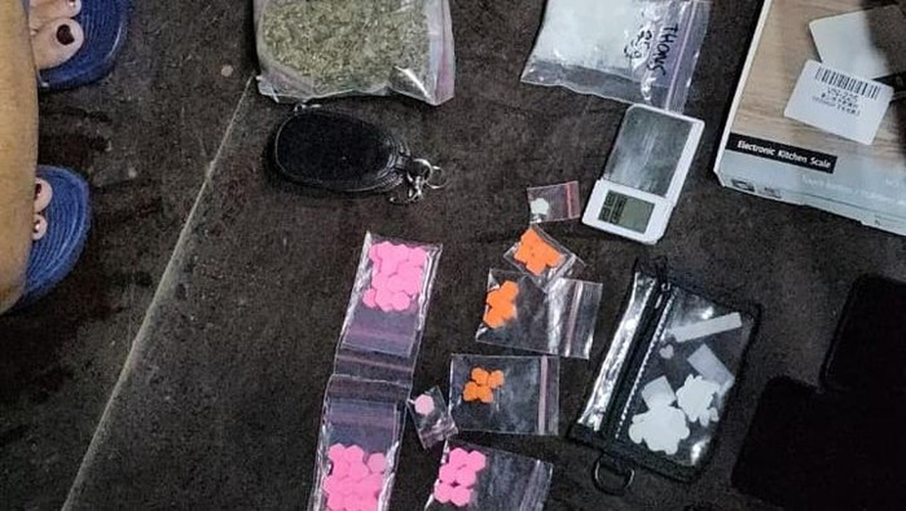 BNN Ringkus Dua Pengedar Narkoba di Cengkareng, Sita Sabu, Ganja, dan Ekstasi BNN Ringkus Dua Pengedar Narkoba di Cengkareng, Sita Sabu, Ganja, dan Ekstasi