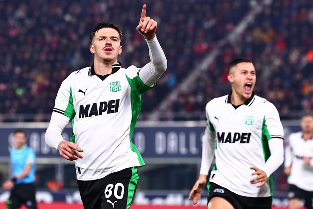 Manchester United Pantau Tarik Muharemovic, Rekan Setim Jay Idzes di Sassuolo Manchester United Pantau Tarik Muharemovic, Rekan Setim Jay Idzes di Sassuolo