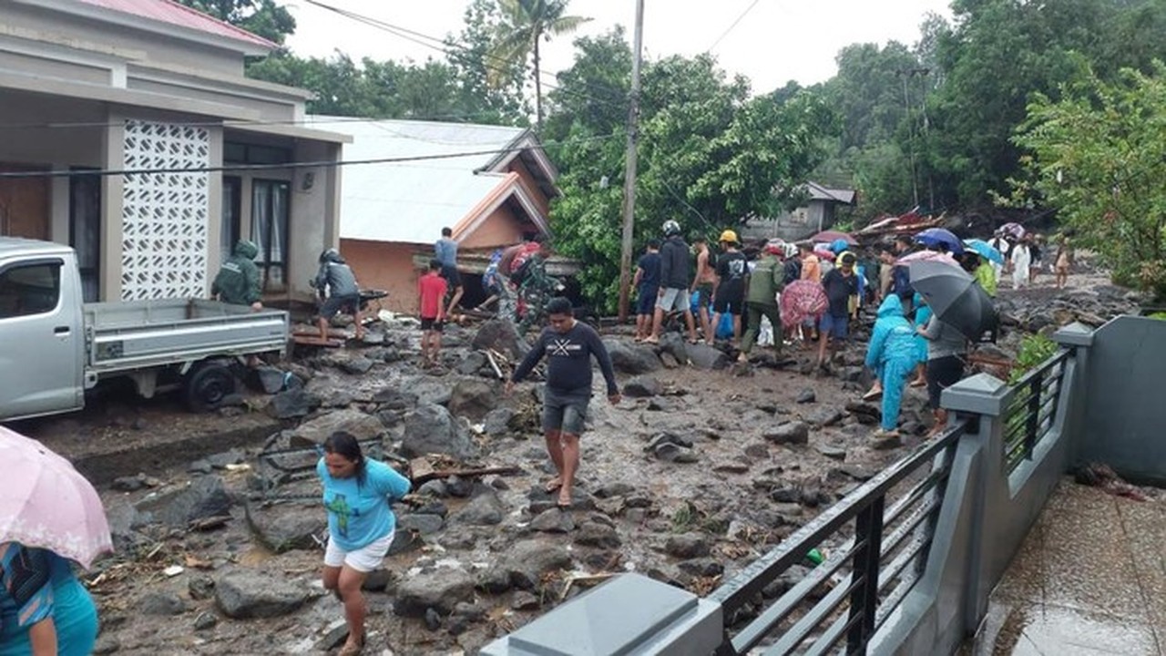 Banjir Bandang Sitaro Tewaskan 13 Orang, Pemkab Tetapkan Status Tanggap Darurat 14 Hari