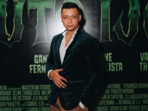 Adnan Djani Debut Akting dan Produseri Film Horor Mitologi Penunggu Rumah: Buto Ijo