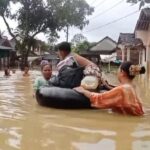 Banjir Pandeglang: Warga Desa Idaman Terjangkit Gatal dan Demam, Kodim Sediakan Posko Kesehatan