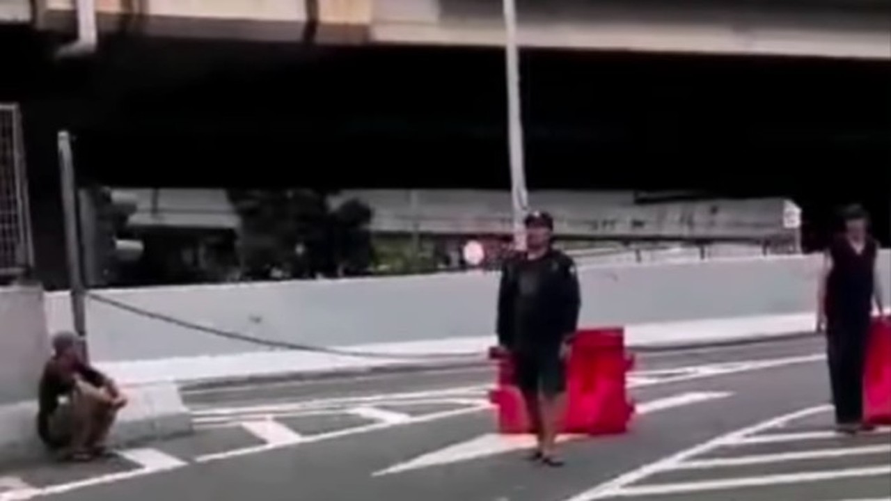 Polisi Ungkap Fakta Rantai di Exit Tol Rawa Buaya, Bukan ‘Pak Ogah’ yang Memasang