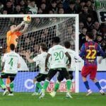 Ferran Torres Puji Joan Garcia: Beruntung Barcelona Punya Kiper Andal di Copa del Rey