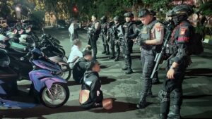 Polisi Gagalkan Tawuran dan Balap Liar di Jaktim, Sita Panah hingga Air Keras