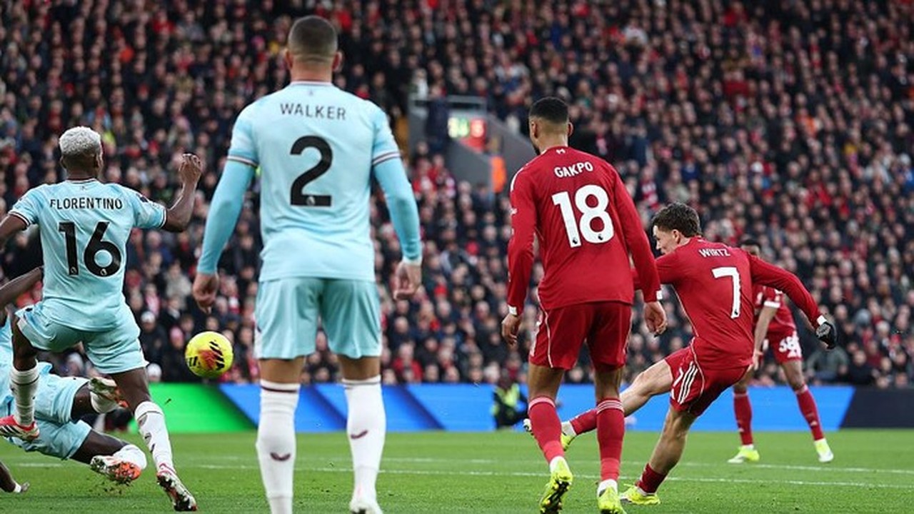 Babak Pertama Liverpool vs Burnley: Wirtz Cetak Gol, Szoboszlai Gagal Penalti