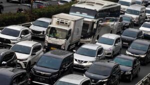 Macet Pagi Ini: Sejumlah Ruas Tol Arah Jakarta Padat Akibat Volume Kendaraan Meningkat