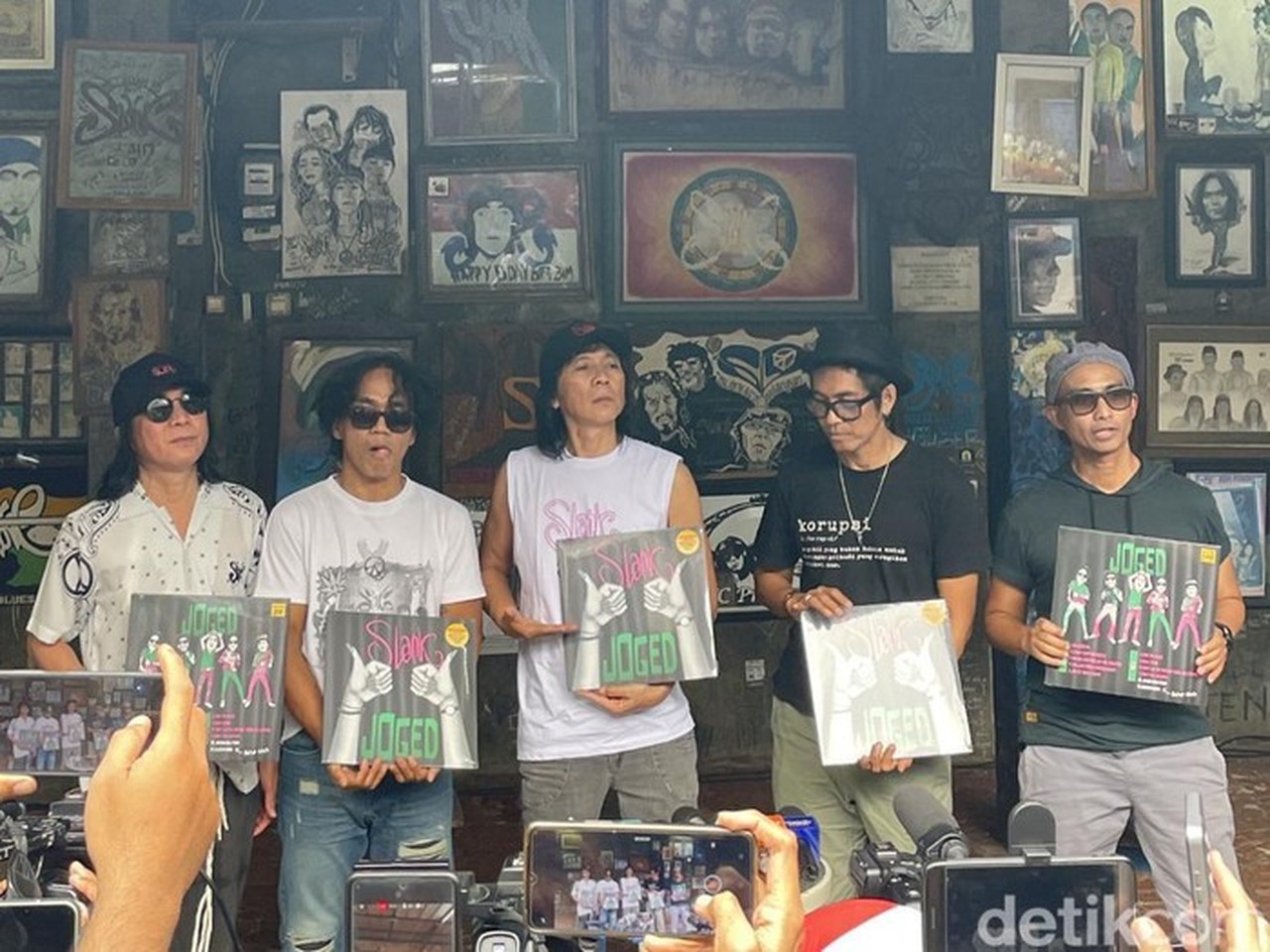 Slank Galang Dana Rp 500 Juta untuk Korban Bencana Sumatera dari Konser dan Lelang Barang