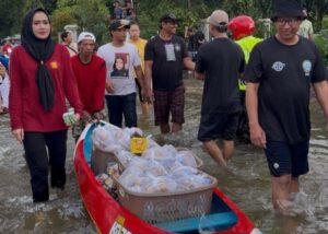 Ketua Fraksi Gerindra DPRD Pati Salurkan Bantuan untuk Korban Banjir di Juwana