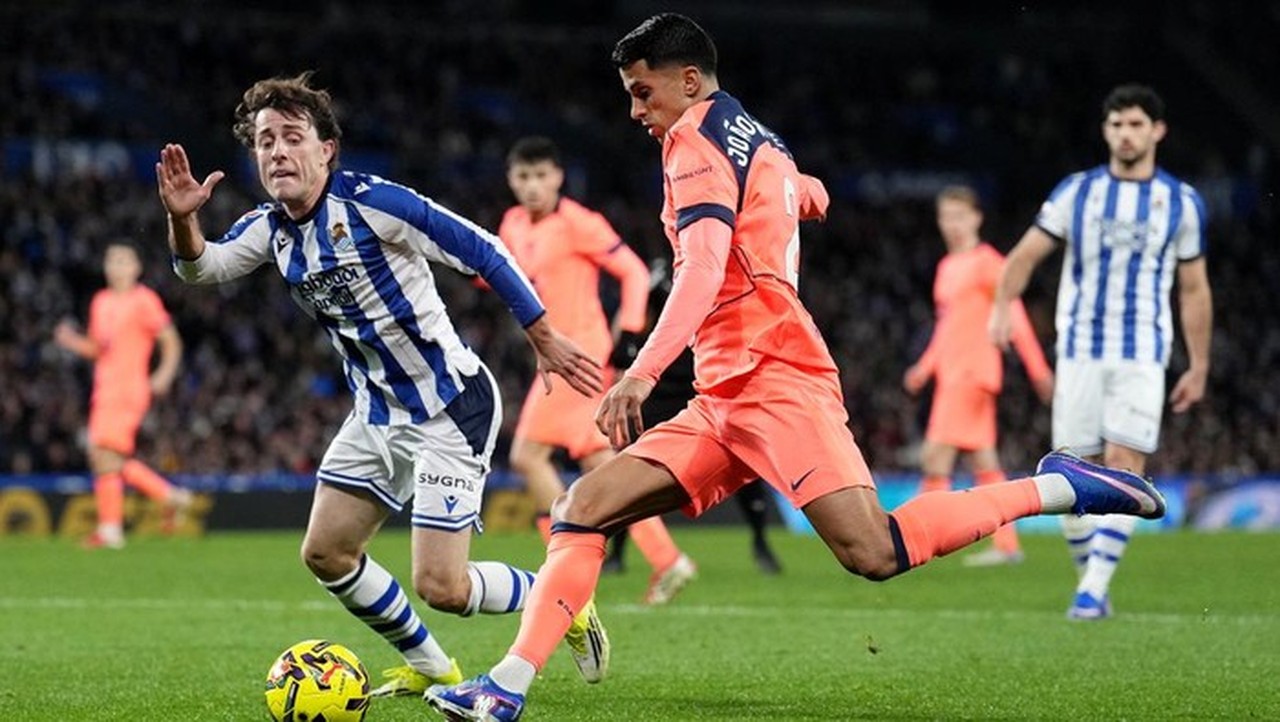 Joao Cancelo Debut Comeback, Barcelona Takluk 1-2 dari Real Sociedad di Anoeta
