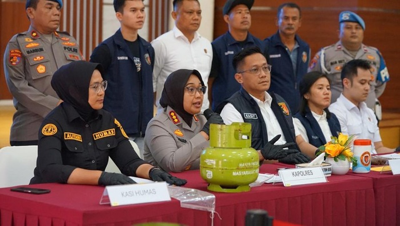 Polisi Cikarang Ungkap Jaringan Oplosan Gas Elpiji Subsidi, Raup Ratusan Juta Rupiah