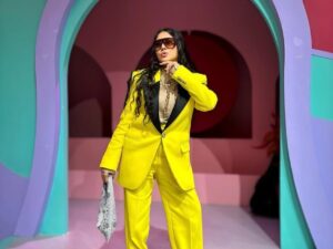 Sania Santai Kembali ke Publik dengan Gaya ‘Menyala’ Padukan Desainer Lokal dan Brand Internasional