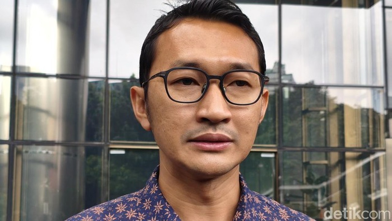 Wali Kota Madiun Maidi Terjaring OTT KPK Bersama 8 Orang Lainnya Wali Kota Madiun Maidi Terjaring OTT KPK Bersama 8 Orang Lainnya