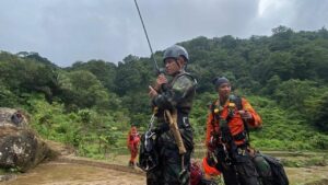 Jenazah Pertama Korban ATR 42-500 Tiba di Maros, Segera Dibawa ke RS Bhayangkara Makassar