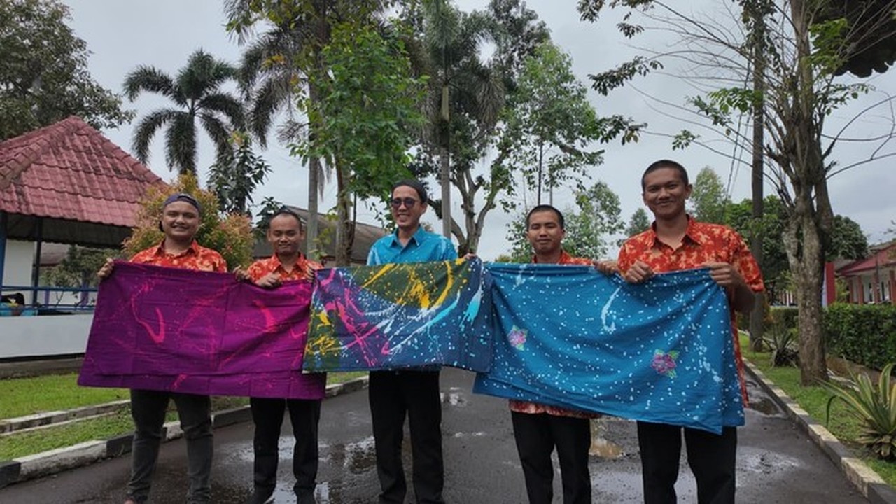 Puluhan Karya Batik Ciprat Tercipta dari Sentra Rehabilitasi Sosial Kemensos Bogor Puluhan Karya Batik Ciprat Tercipta dari Sentra Rehabilitasi Sosial Kemensos Bogor