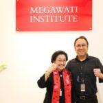 Megawati Tinjau Kantor Megawati Institute Didampingi Prananda, Beri Arahan Strategis