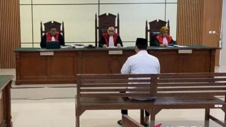 Anggota DPRD Kudus Divonis Kerja Sosial 60 Jam Akibat Terbukti Berjudi