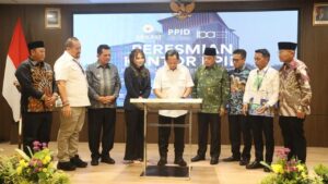 Mendagri Tito Karnavian Resmikan Kantor PPID, Dorong Promosi Produk Kerajinan Daerah ke Mancanegara